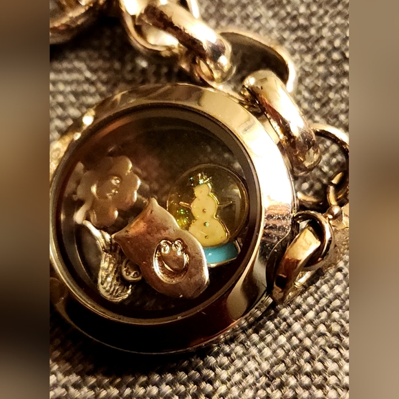 Charm bracelet - Picture 3 of 3